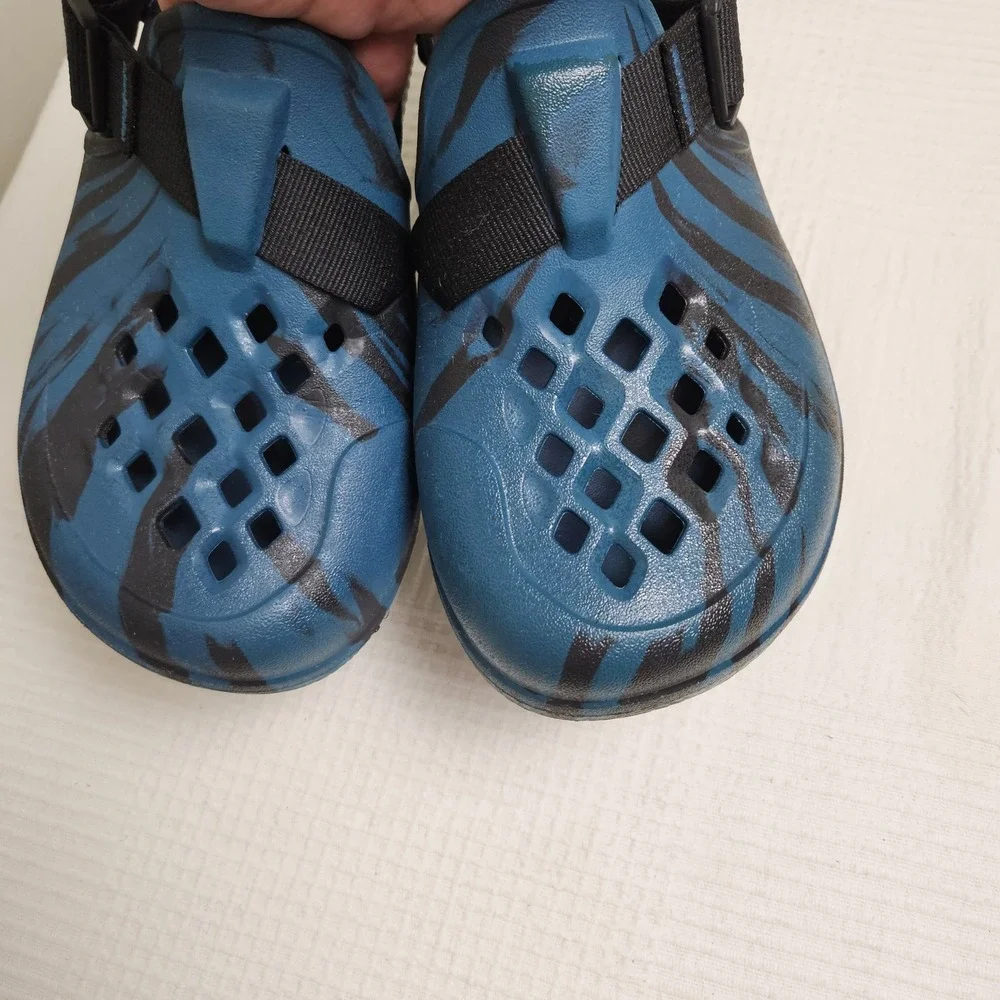 Chaco Chillo Clogs Men's 8 Blue‎ Black Swirl Slip On Lightweight Shoes Sandals